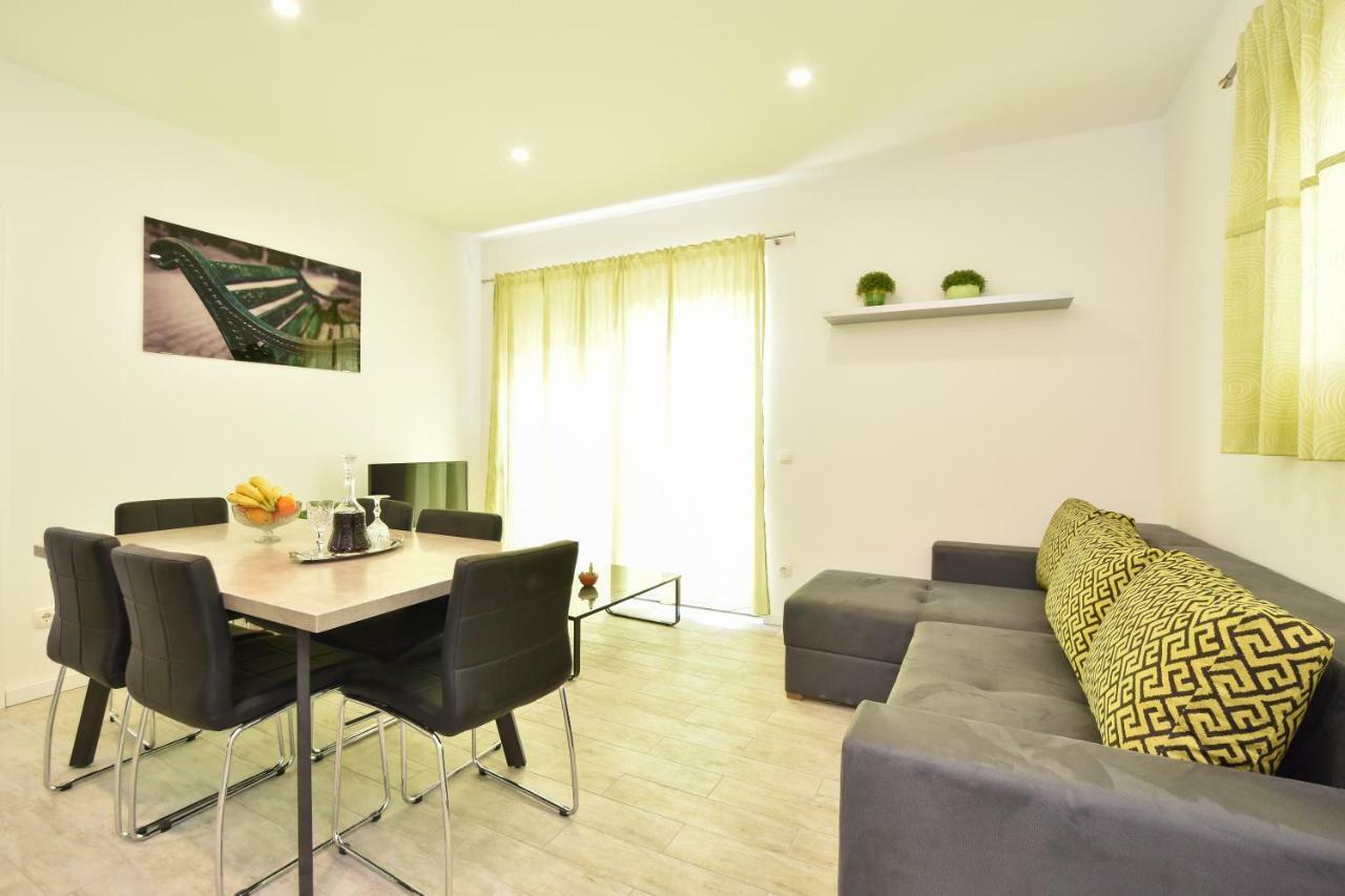 Apartmani Iva&Ante Dugi Rat Dış mekan fotoğraf