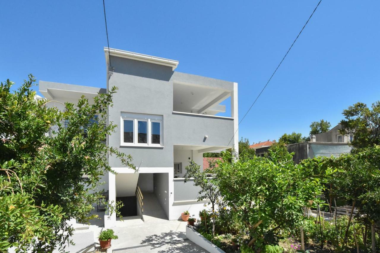 Apartmani Iva&Ante Dugi Rat Dış mekan fotoğraf
