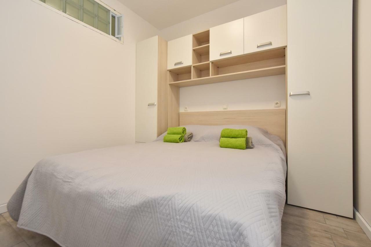 Apartmani Iva&Ante Dugi Rat Dış mekan fotoğraf